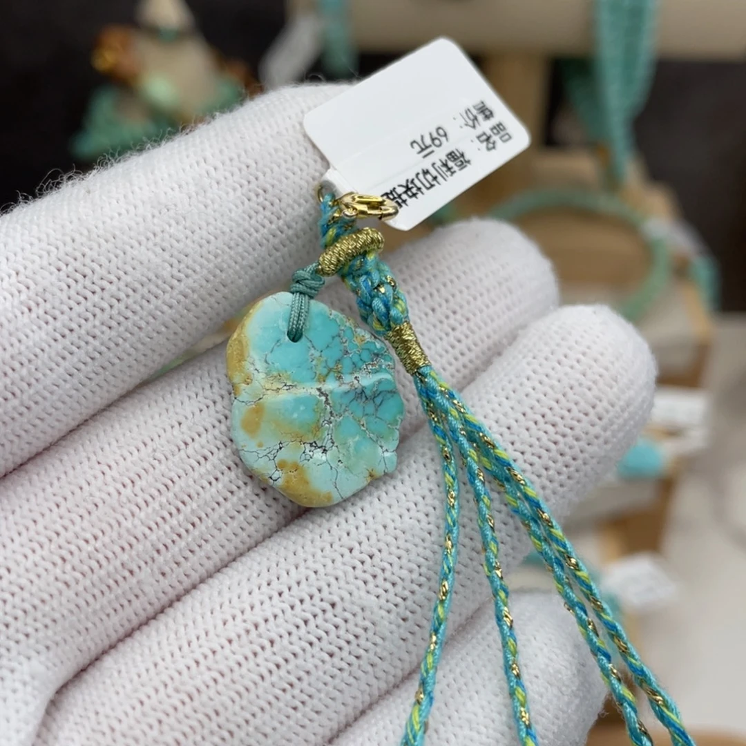 绿松石未镶嵌福利随形挂件