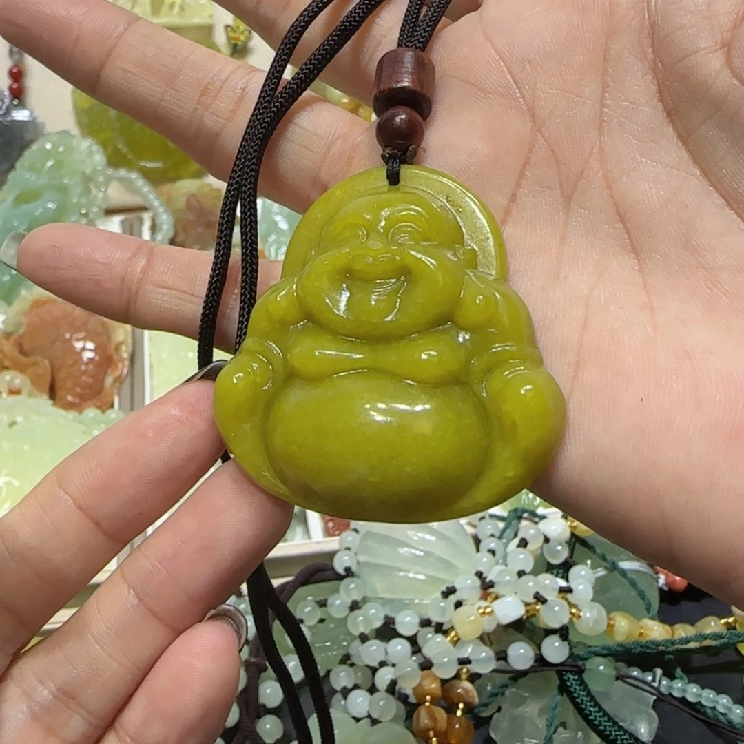 未镶嵌蛇纹石玉吊坠