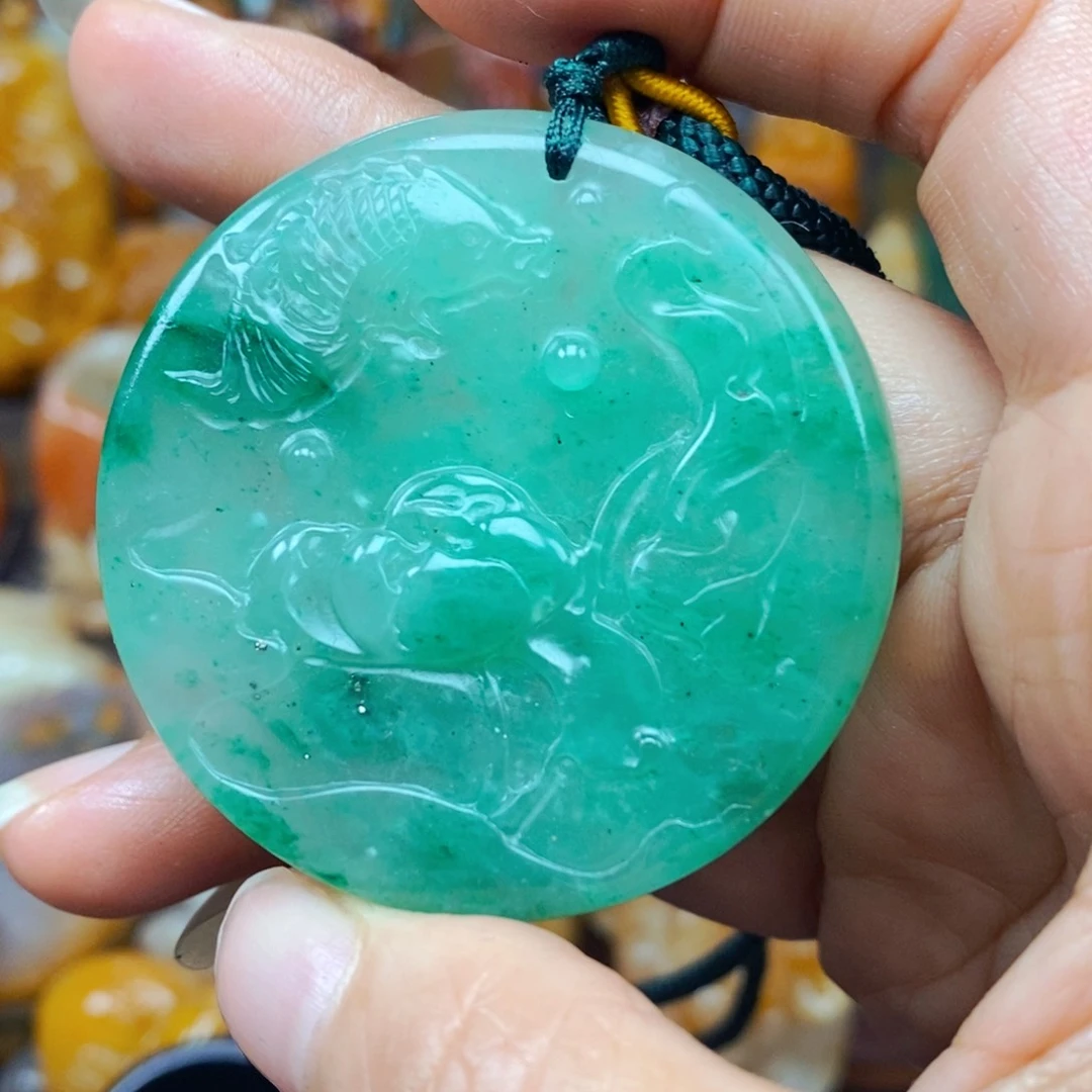 石英质玉（黄龙玉）未镶嵌颈饰