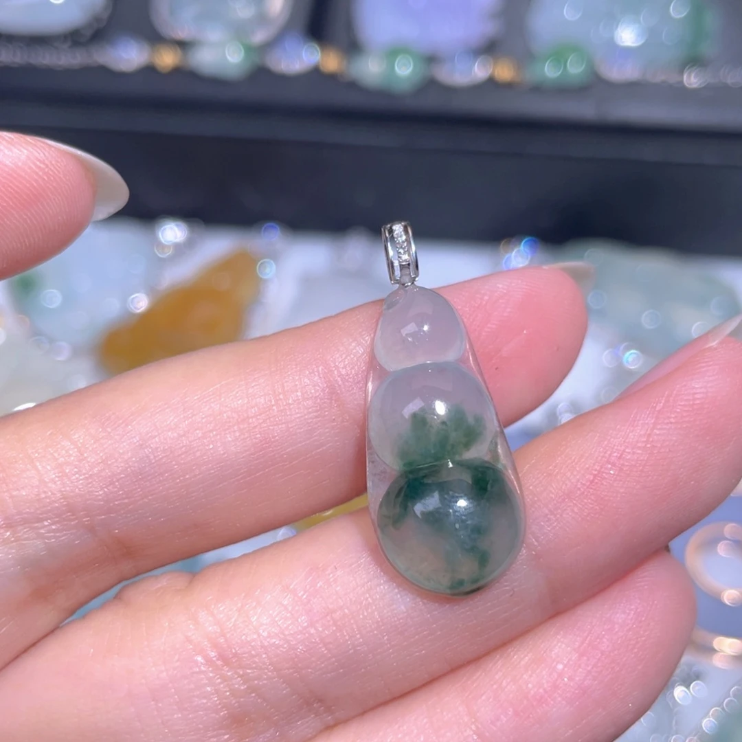 颈饰18K金镶嵌翡翠翡翠