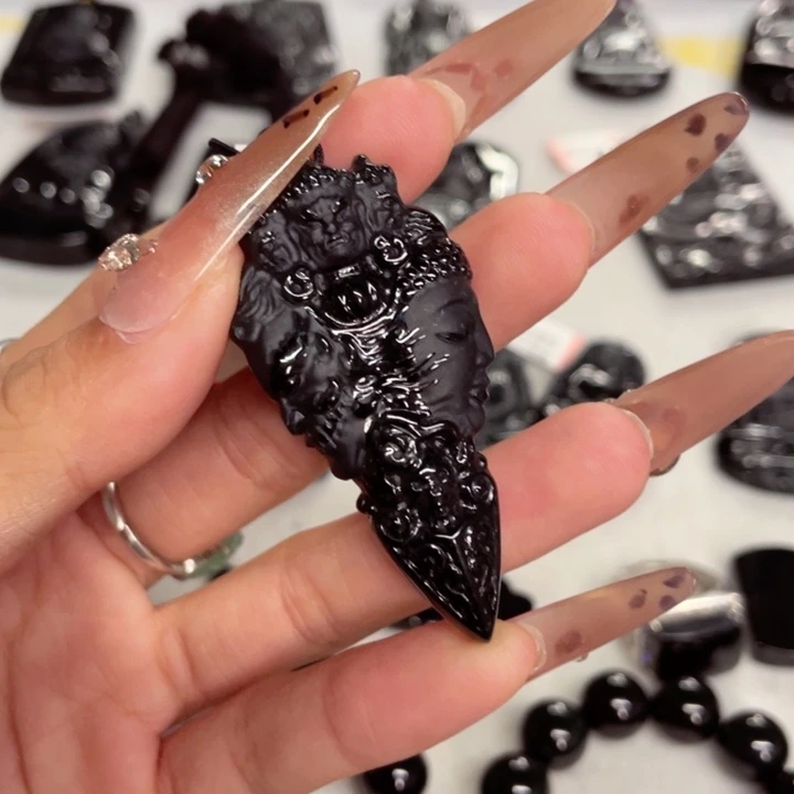 颈饰未镶嵌翡翠全****化