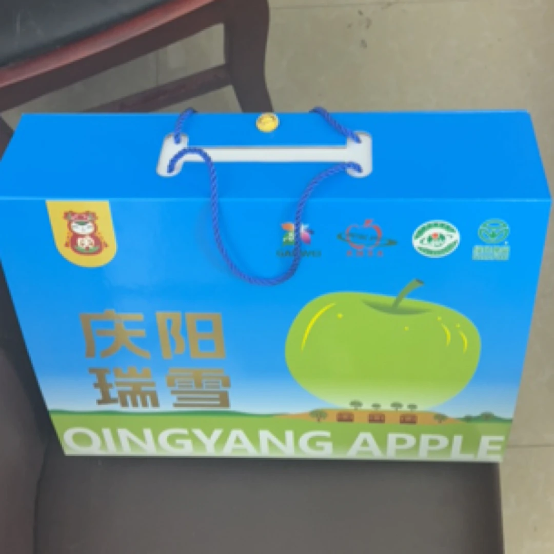 「梦幻瑞雪」12枚装，今年新果，苹果中的爱马仕，纯甜口感，持久弥香