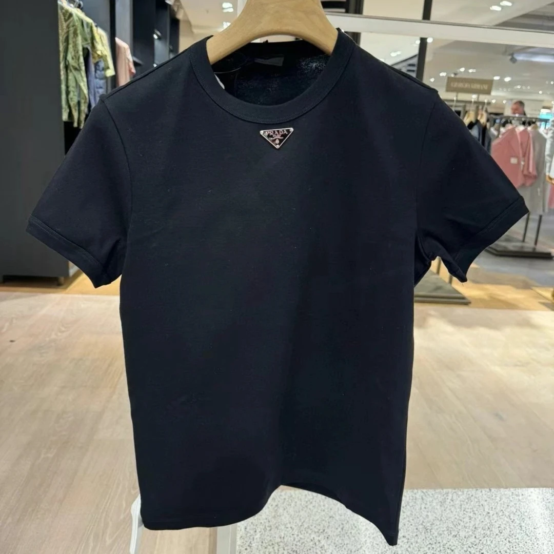99新 Prada/普拉达 新款领口三角标短袖/M/工价9800/r2378246
