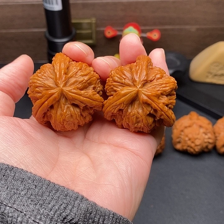 幸***运把件文玩核桃白奔