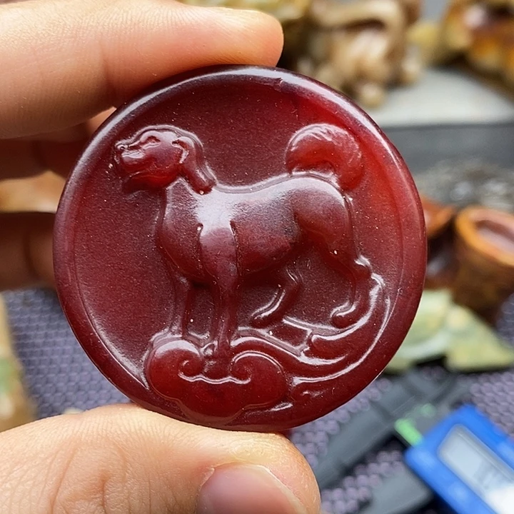 未镶嵌蛇纹石玉颈饰