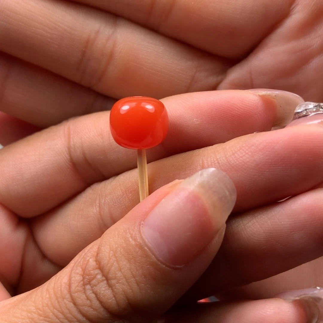 未镶嵌珠子南红玛瑙?**