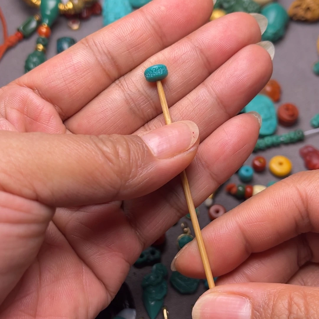 绿松石嘎片未镶嵌