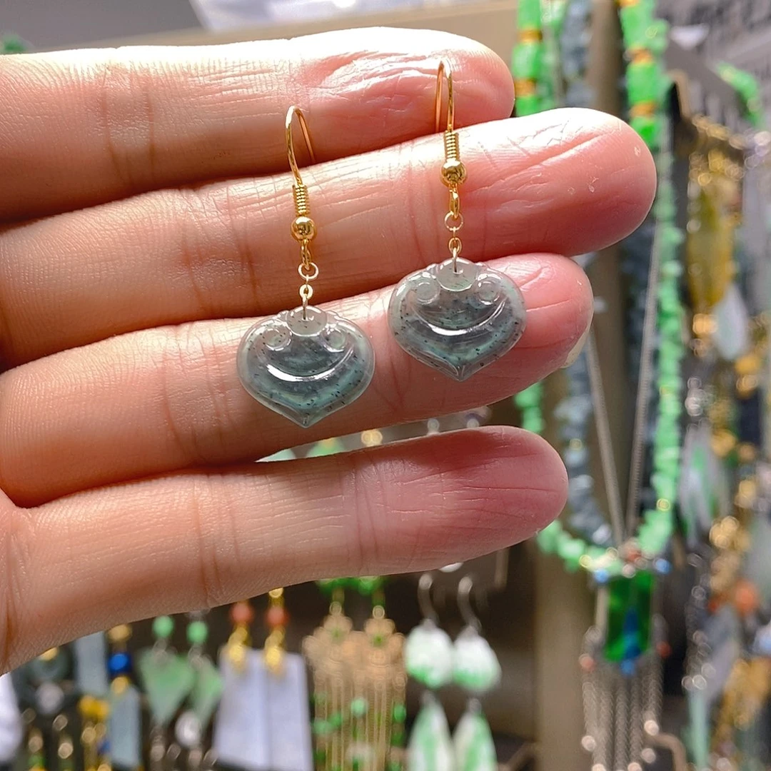 未镶嵌翡翠耳饰翡翠