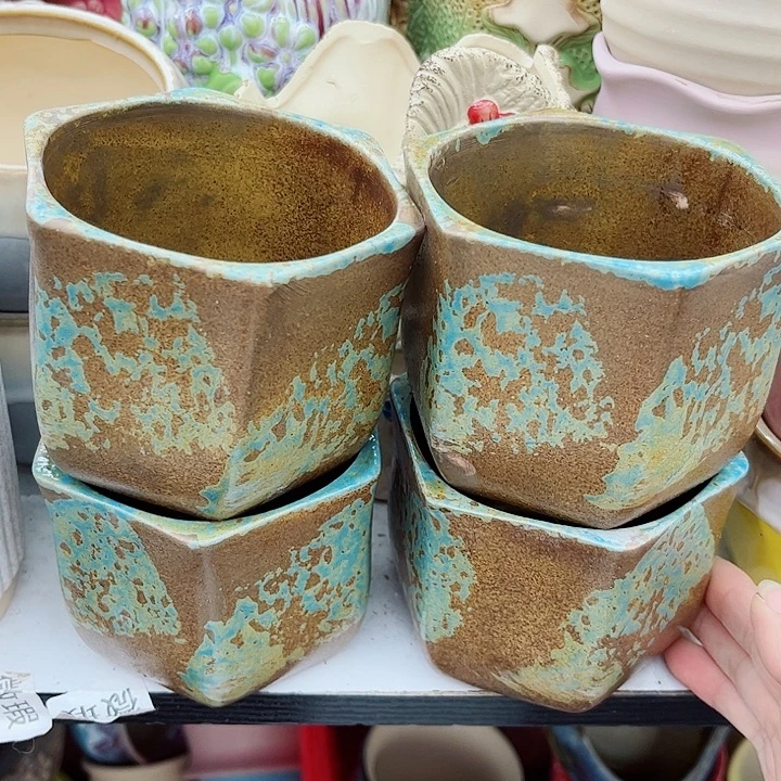 多肉绿植陶瓷花盆9.9包邮，有孔