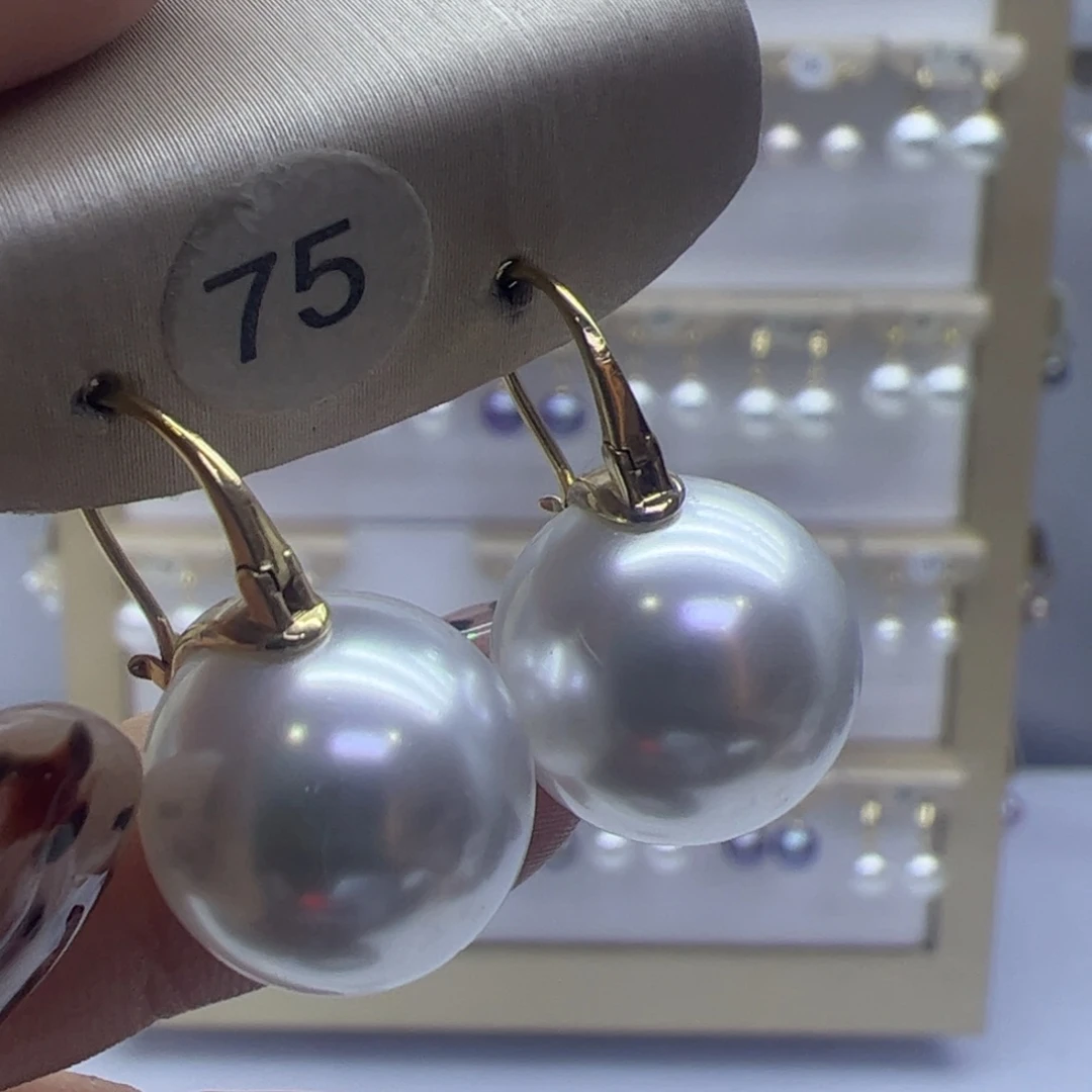 淡水珍珠耳饰18K金镶嵌