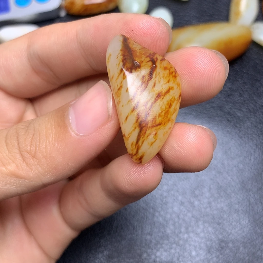 未镶嵌和田玉挂件
