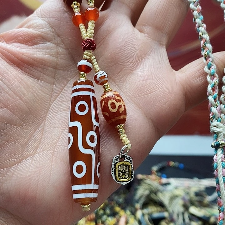 玛瑙/玉髓颈饰合金