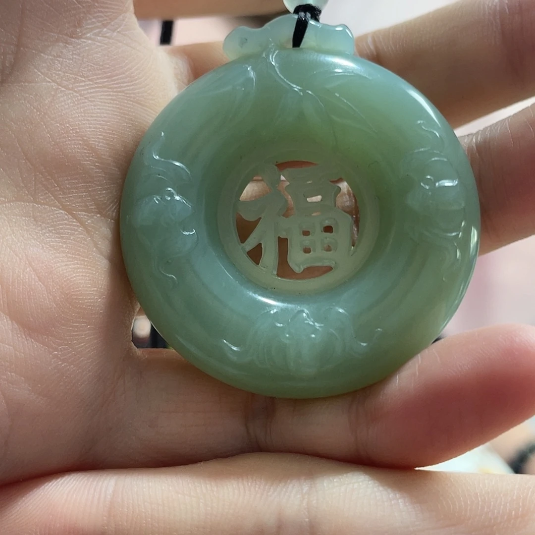 蛇纹石玉未镶嵌吊坠(赠链)