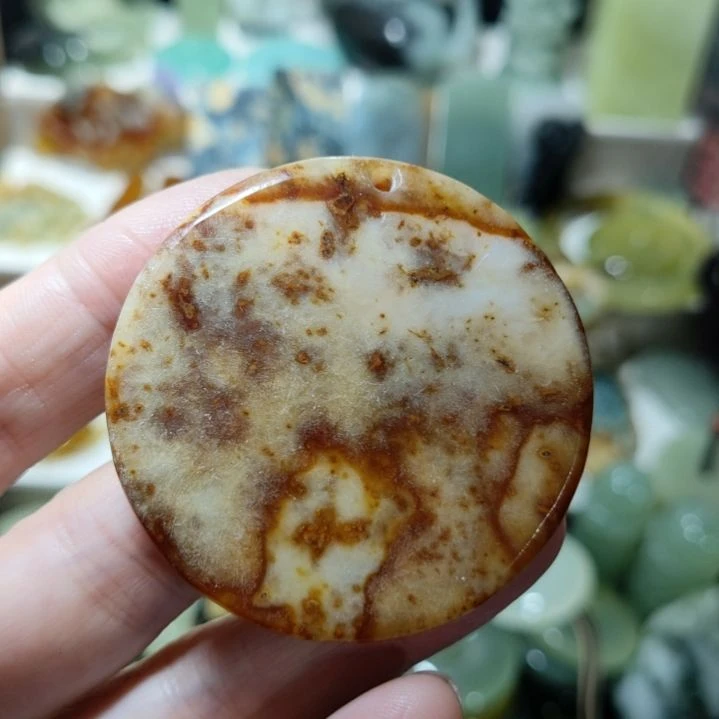 岫玉未镶嵌挂坠款式