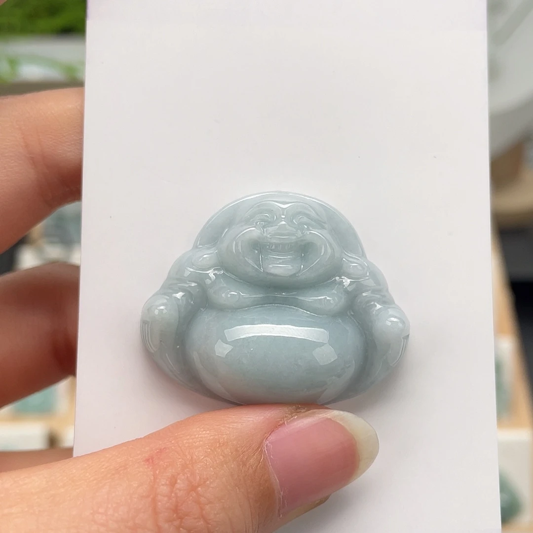 翡翠未镶嵌颈饰佛公