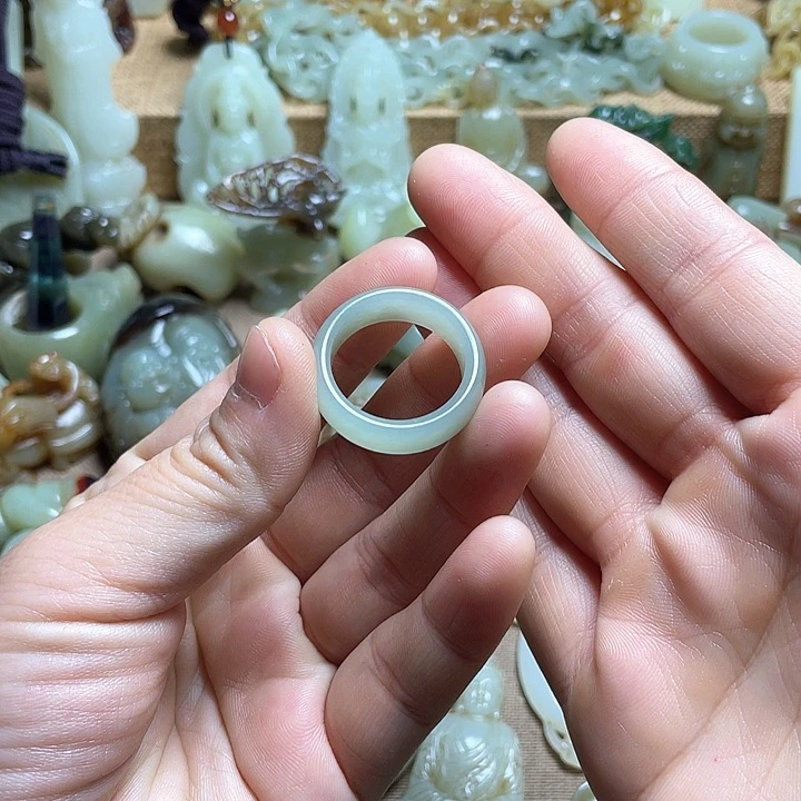 和田玉颈饰未镶嵌赵*机