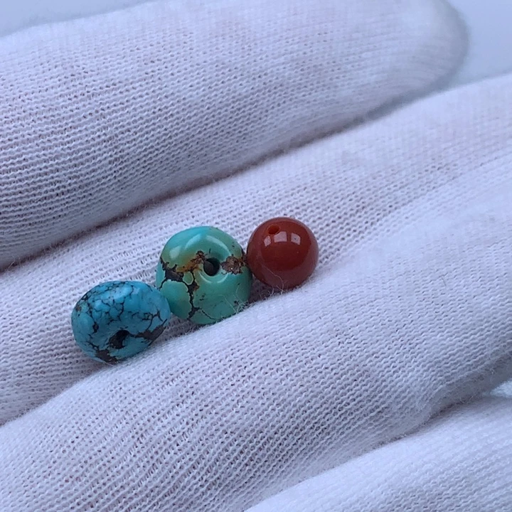 南红玛瑙未镶嵌珠宝奇石