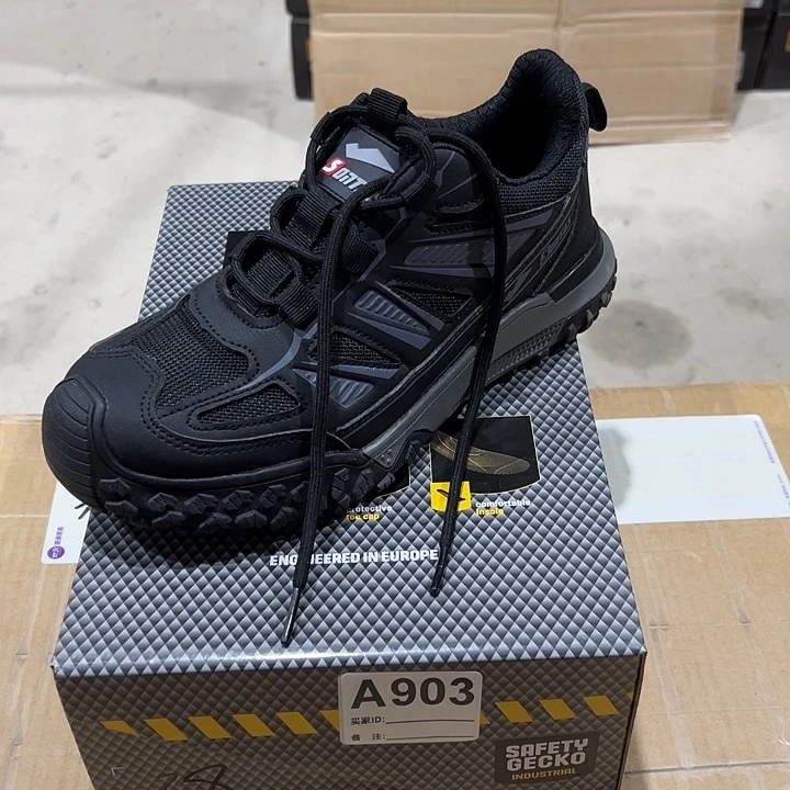 903号。38码防砸防刺劳保鞋。鞋底磨损介意勿拍