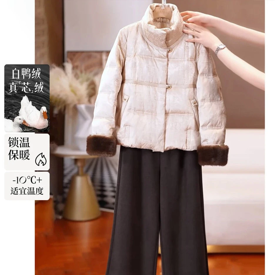妈妈冬季羽绒服短款加厚洋气棉袄端庄中年女士韩版百90白鸭绒外套