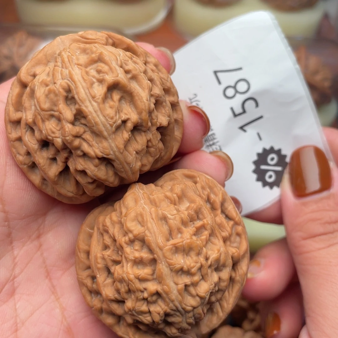 文玩核桃把件46毕业红锦鲤