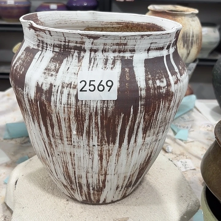 摆件2569，景德镇有孔