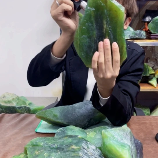 未镶嵌蛇纹石玉原石你****8