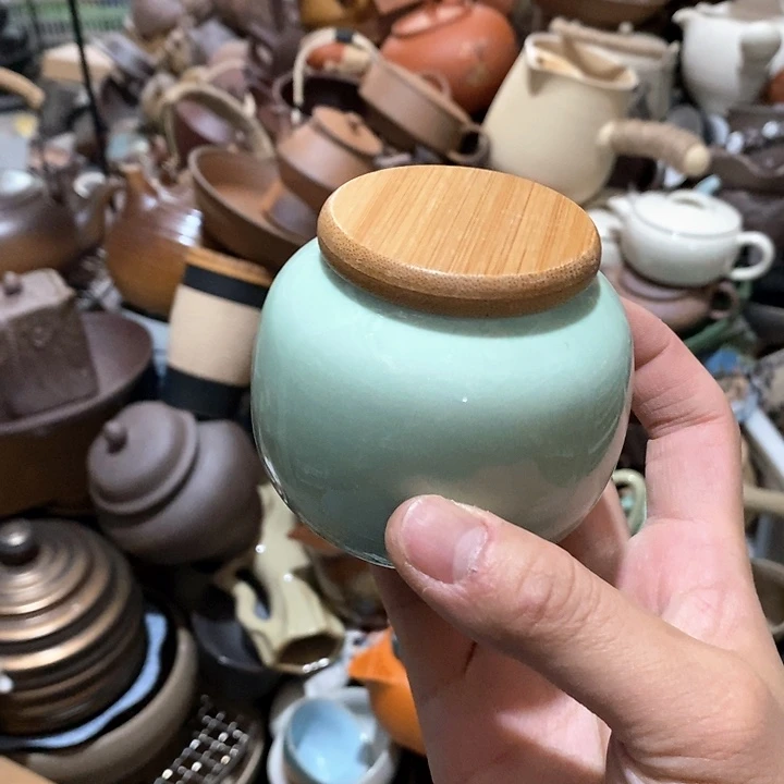 瓷片荷花的小秘密是否还有一个月之内