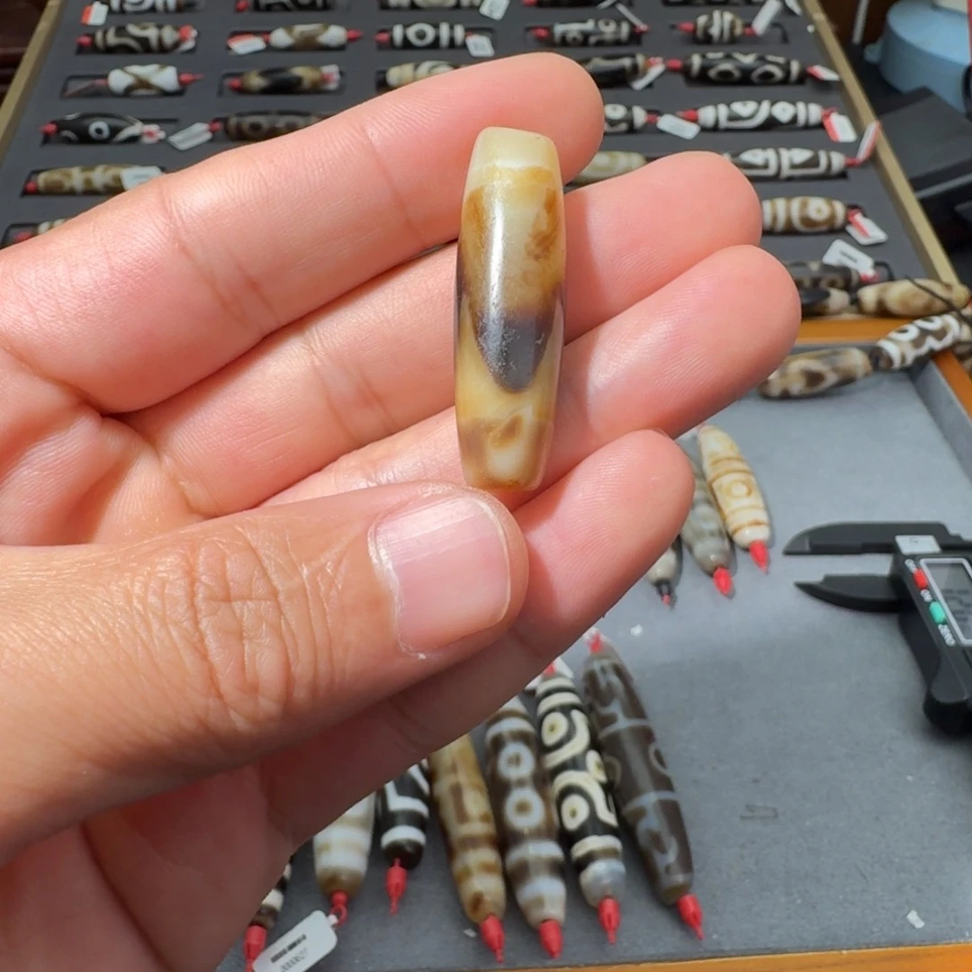 玛瑙/玉髓颈饰未镶嵌113