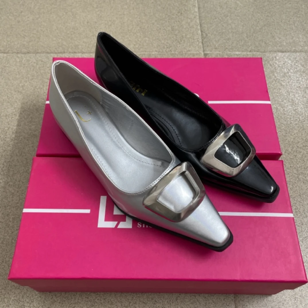 VEEFSHOW 203-2 跟鞋薄款尖头金属装饰低跟单鞋时尚粗跟百搭气质