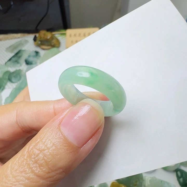 未镶嵌定制翡翠戒指