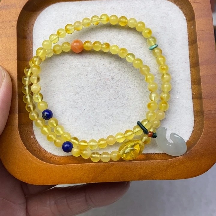 琥珀未镶嵌裸石微瑕卡4.5