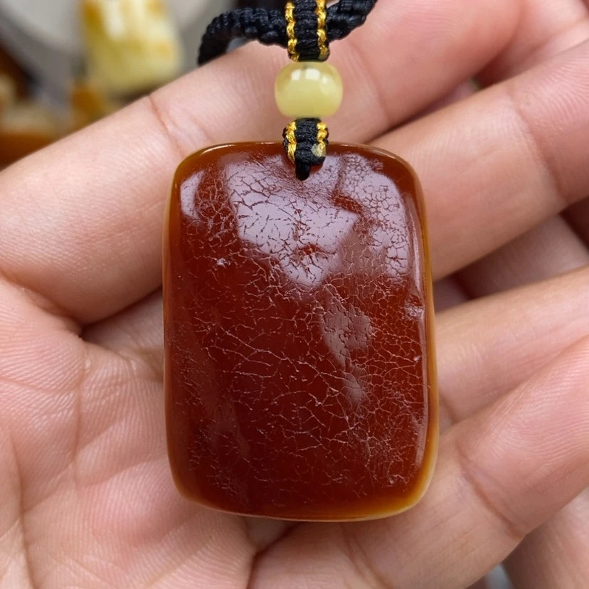 【闪购商品】琥珀颈饰未镶嵌