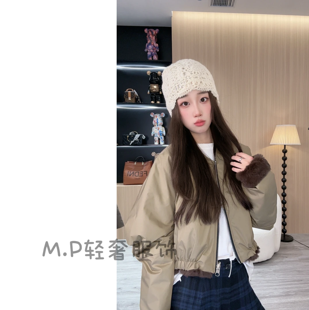 【美萍推荐】精致收腰短款百搭冬季外套