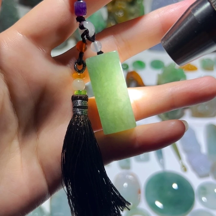 颈饰未镶嵌翡翠无事柱