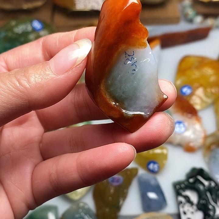 定制翡翠未镶嵌天然缅甸翡翠定制