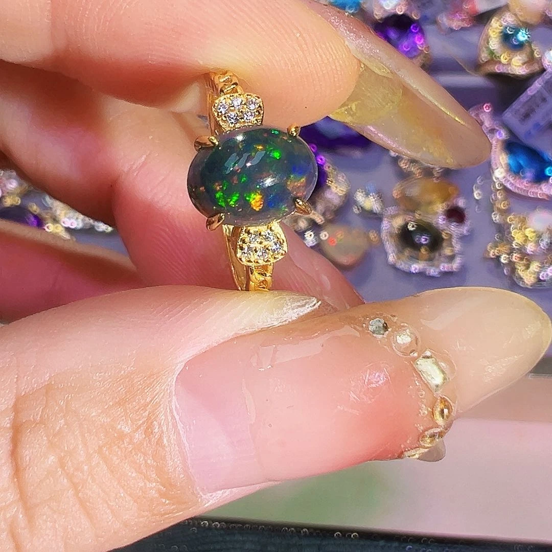 银S925镶嵌欧泊戒指