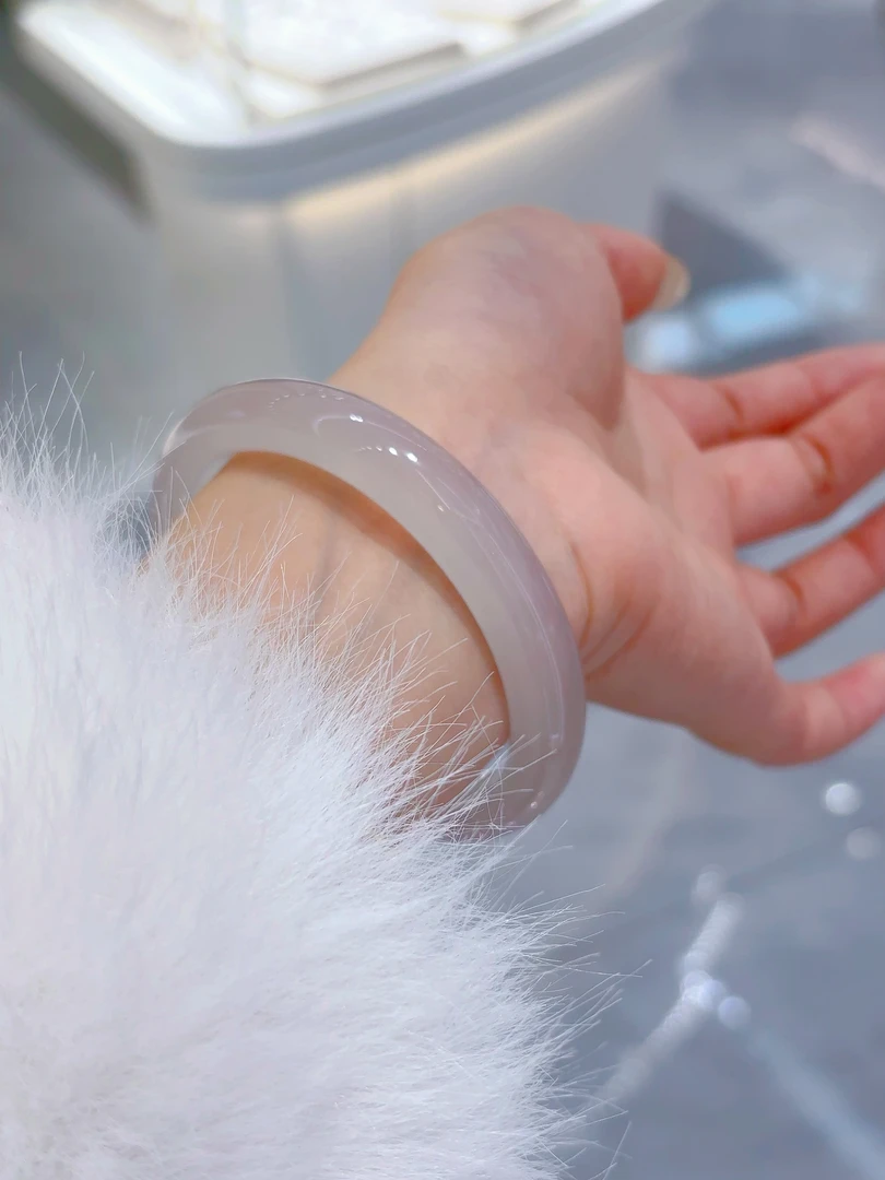 周大生白月光玉髓手镯冰透荔枝冻送老婆送妈妈送闺蜜