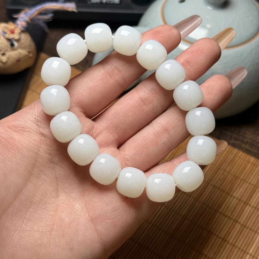 和田玉颈饰未镶嵌卡13俄白7V多样性拍一发一