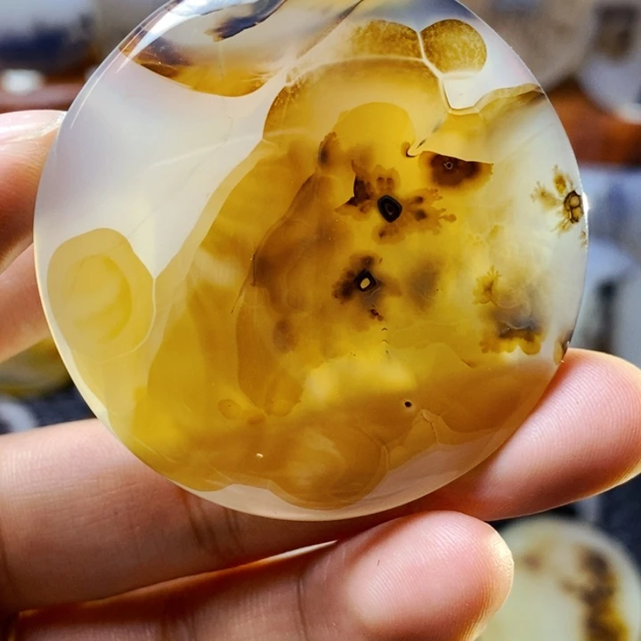 玛瑙/玉髓未镶嵌珠宝半成品