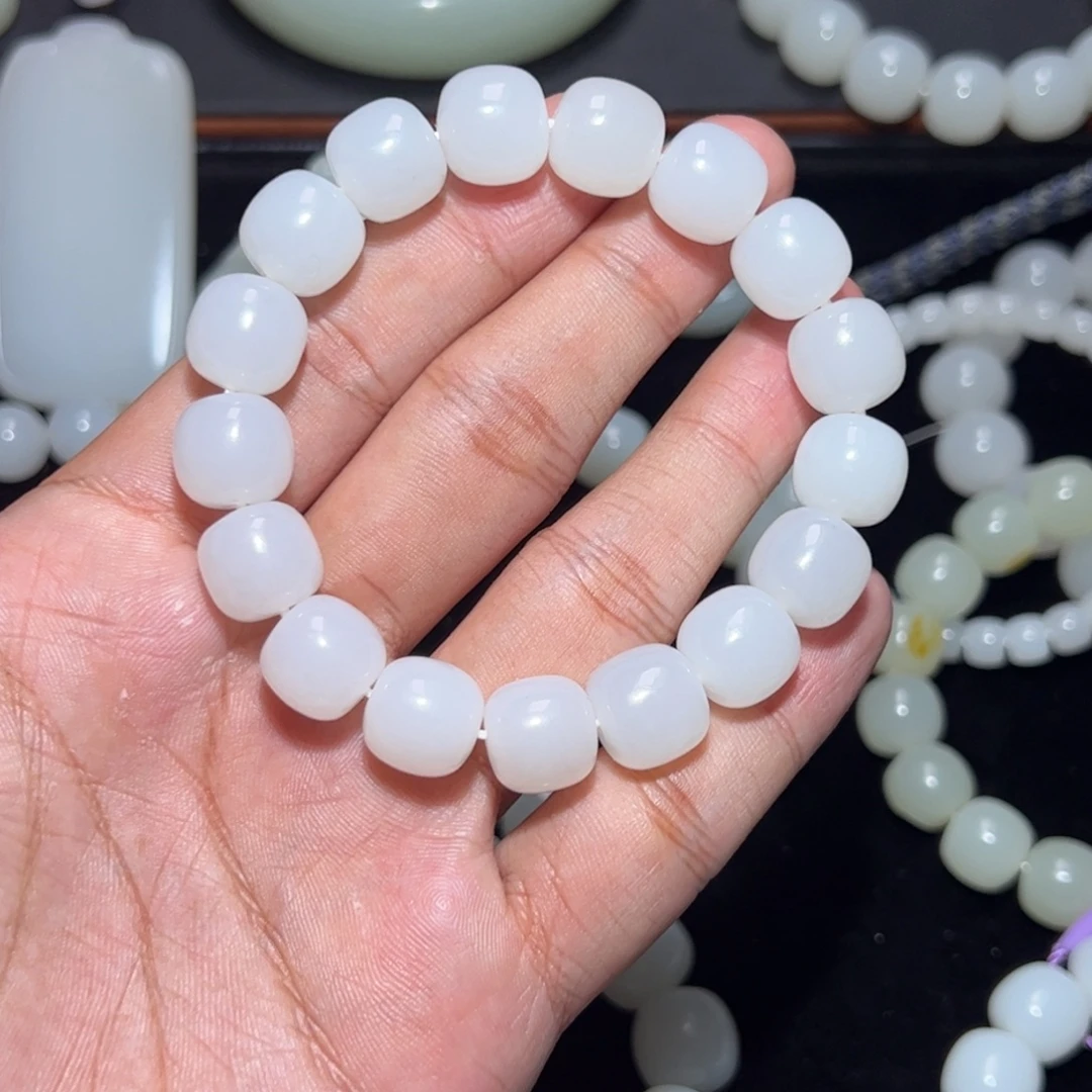 和田玉未镶嵌手链