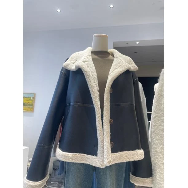 韩国首尔DATE家撞色皮衣1399