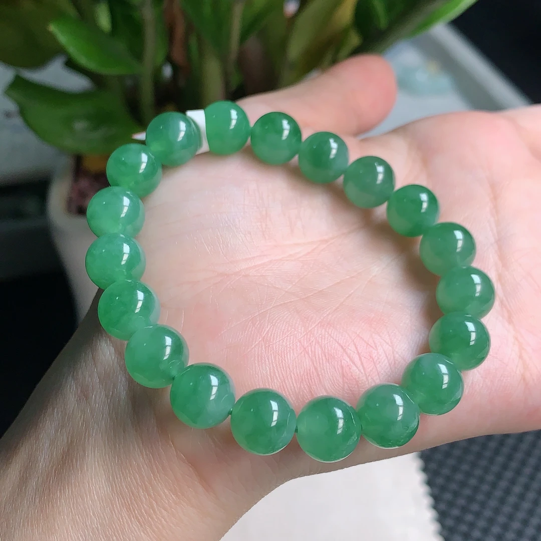 年底清仓缅甸天然A翡翠，冰种满绿珠子手链10mm1231时尚单圈绿色
