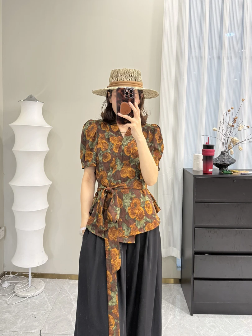 宽松型常规款衬衫夏季碎花修身型V领00530