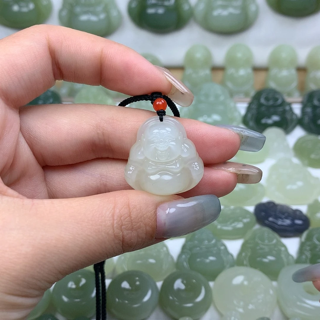 【闪购商品】颈饰未镶嵌和田玉