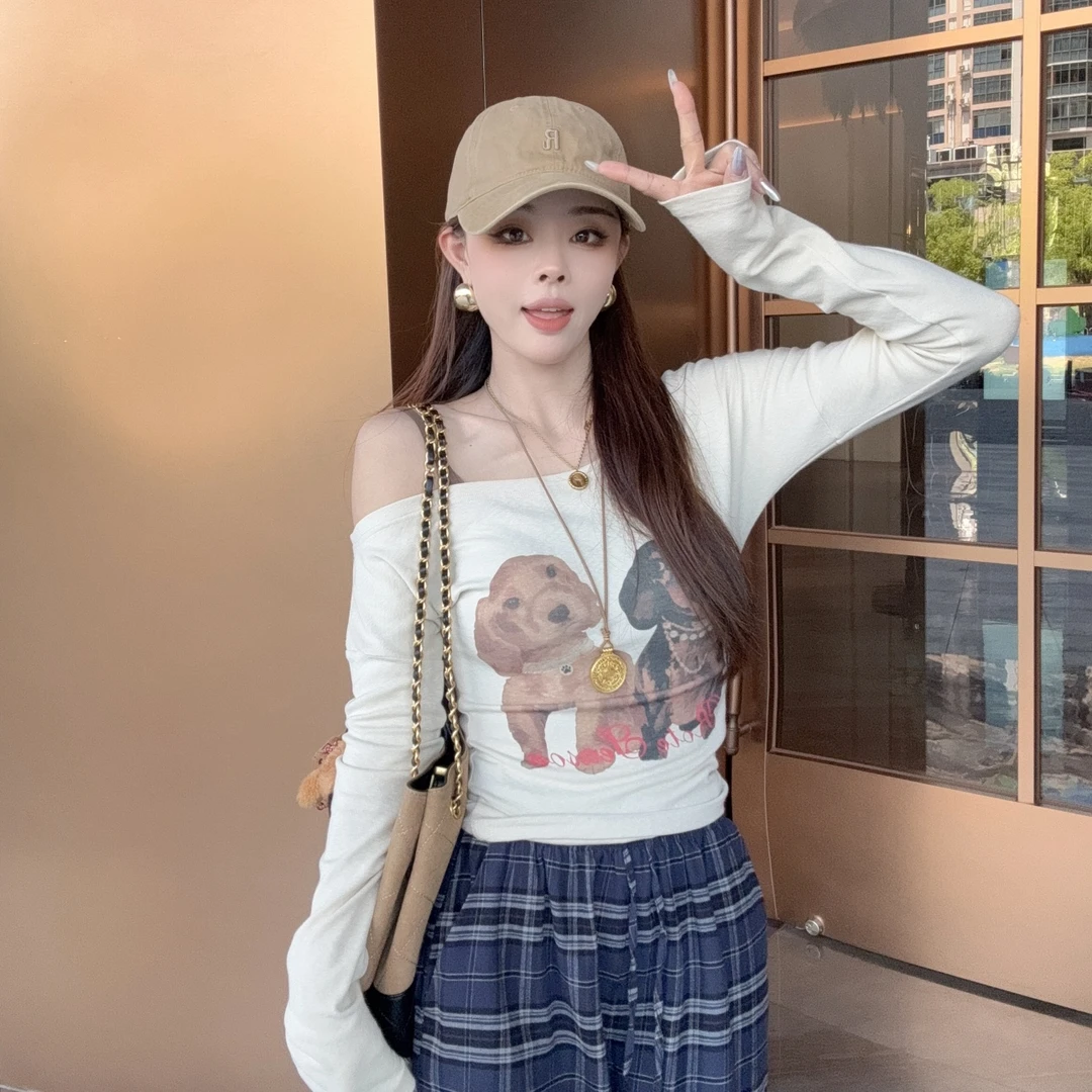 【晓溪服饰】秋季设计感修身型斜领长袖印花修身型T恤内搭739