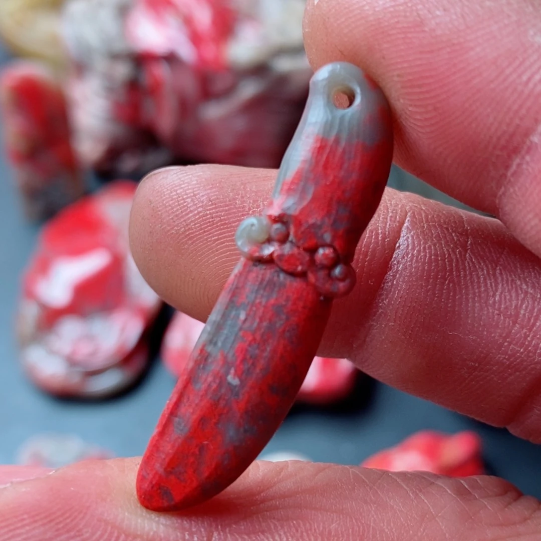 昌化鸡血石昌化鸡血石挂件