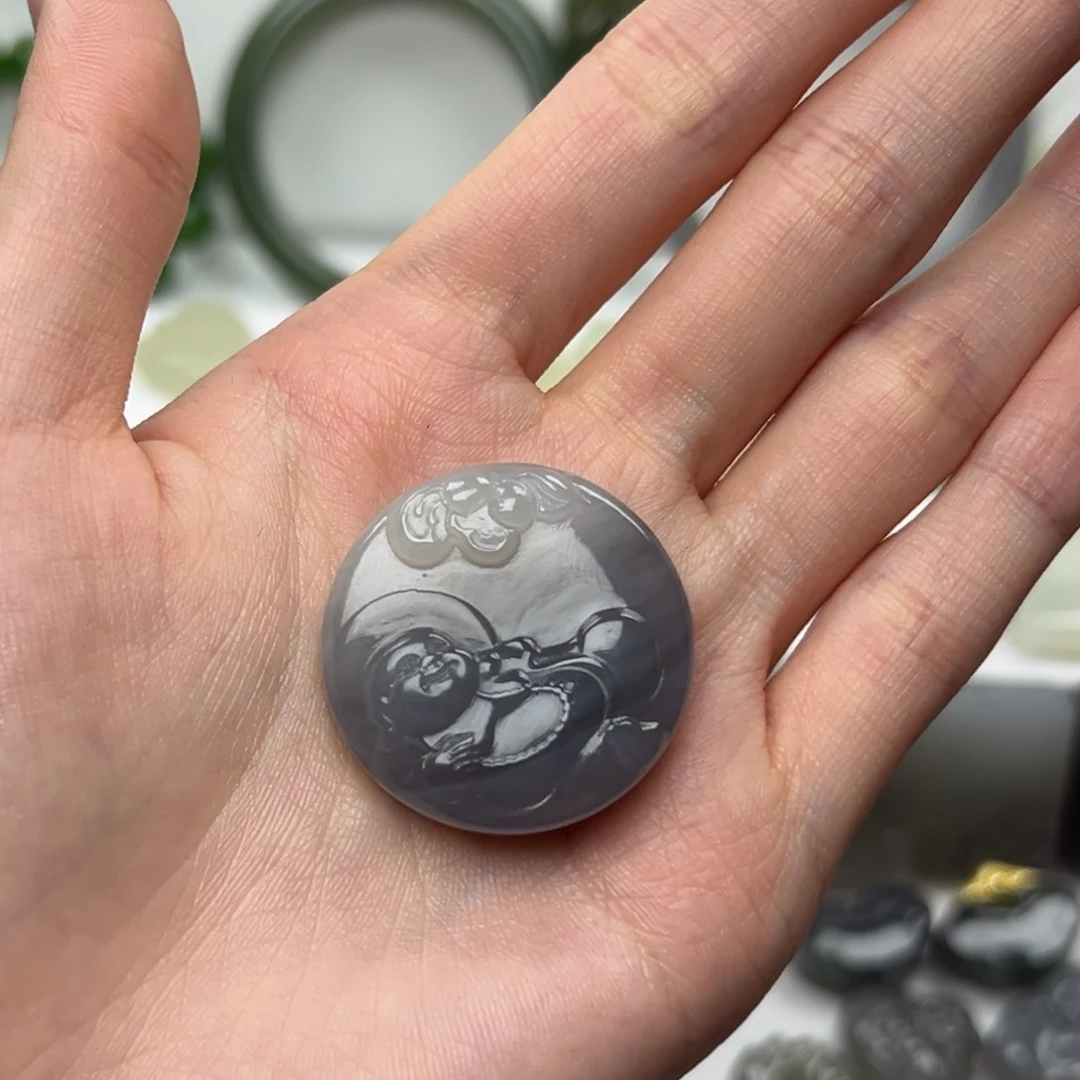 和田玉颈饰未镶嵌微***?