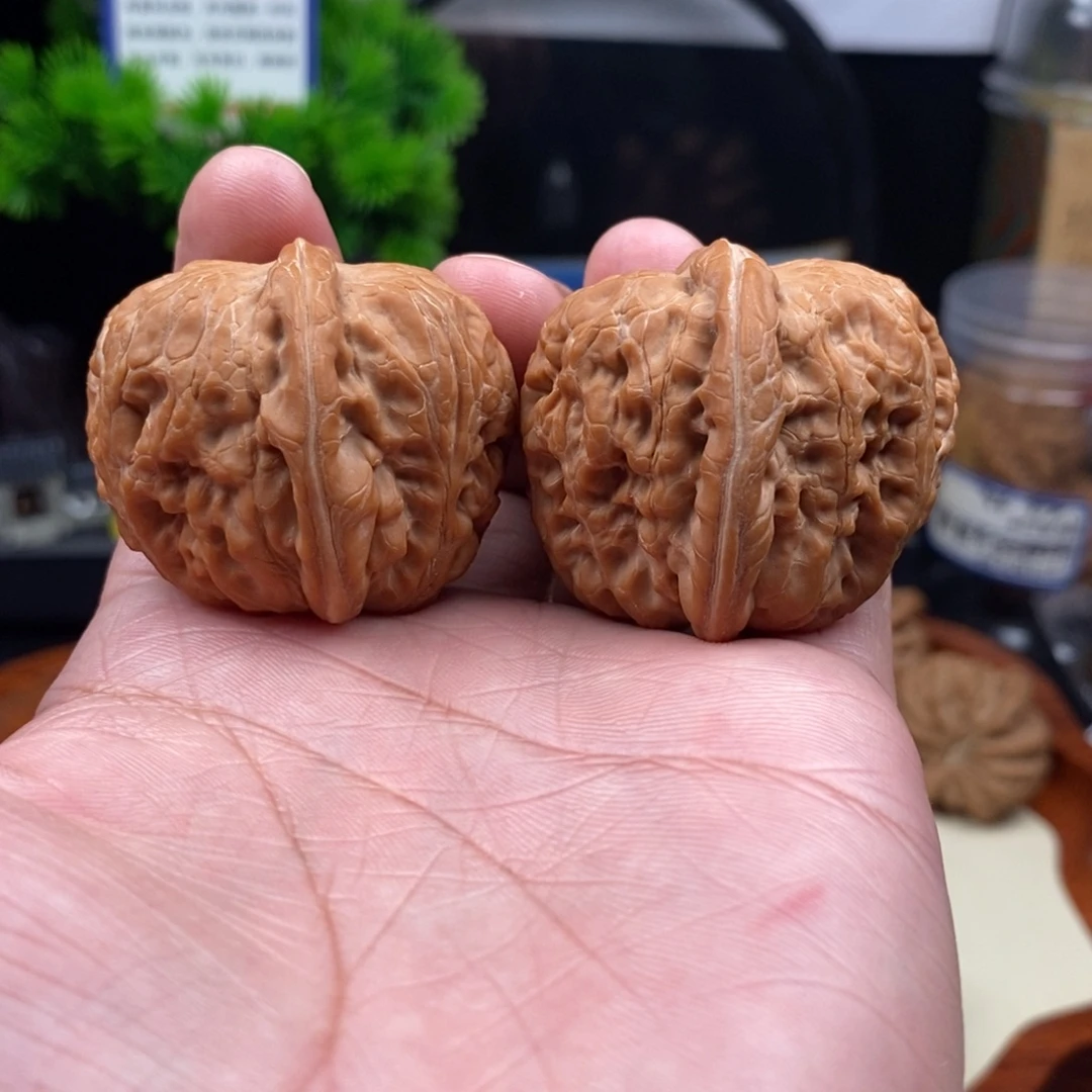 文玩核桃把件元宝42