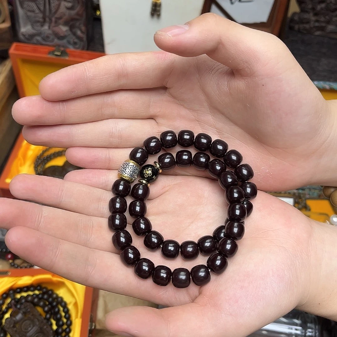 大叶紫檀（黑酸枝木类）