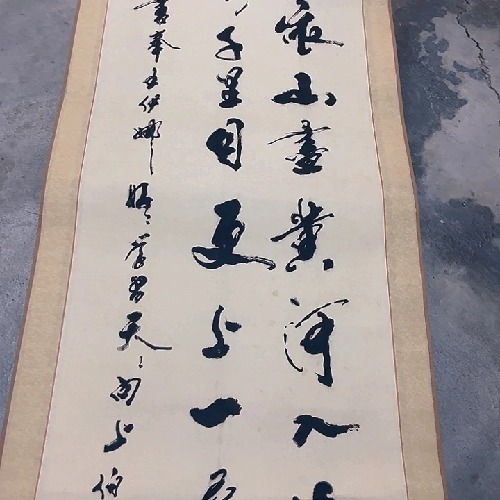 摆件，水渍，破损，轴坏，都是正常的